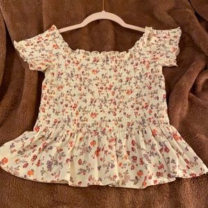 American eagle floral smocked top